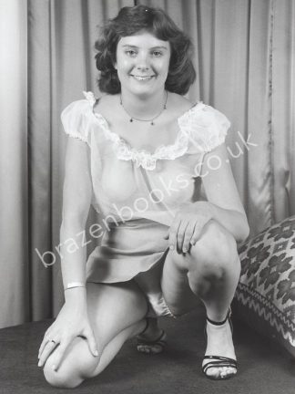 Glamour Pin-Up Porn Prints From The 1970s